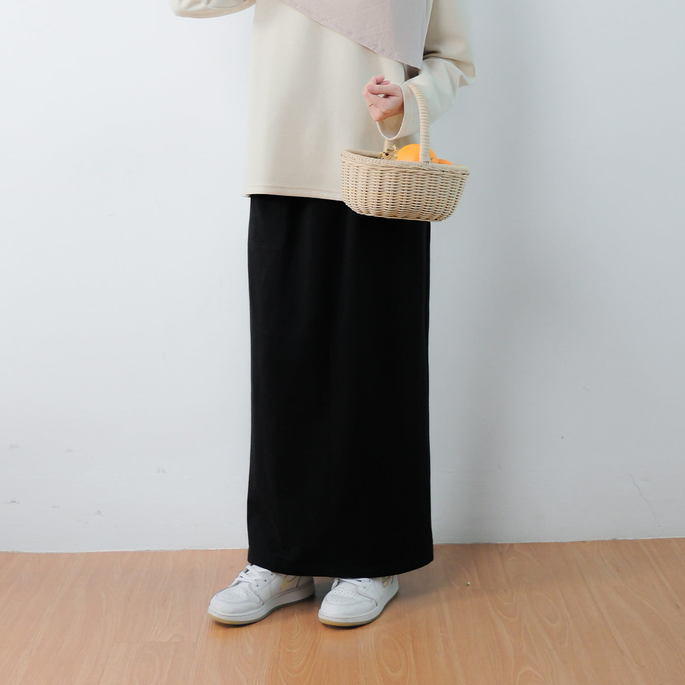 Yuki Skirt Black