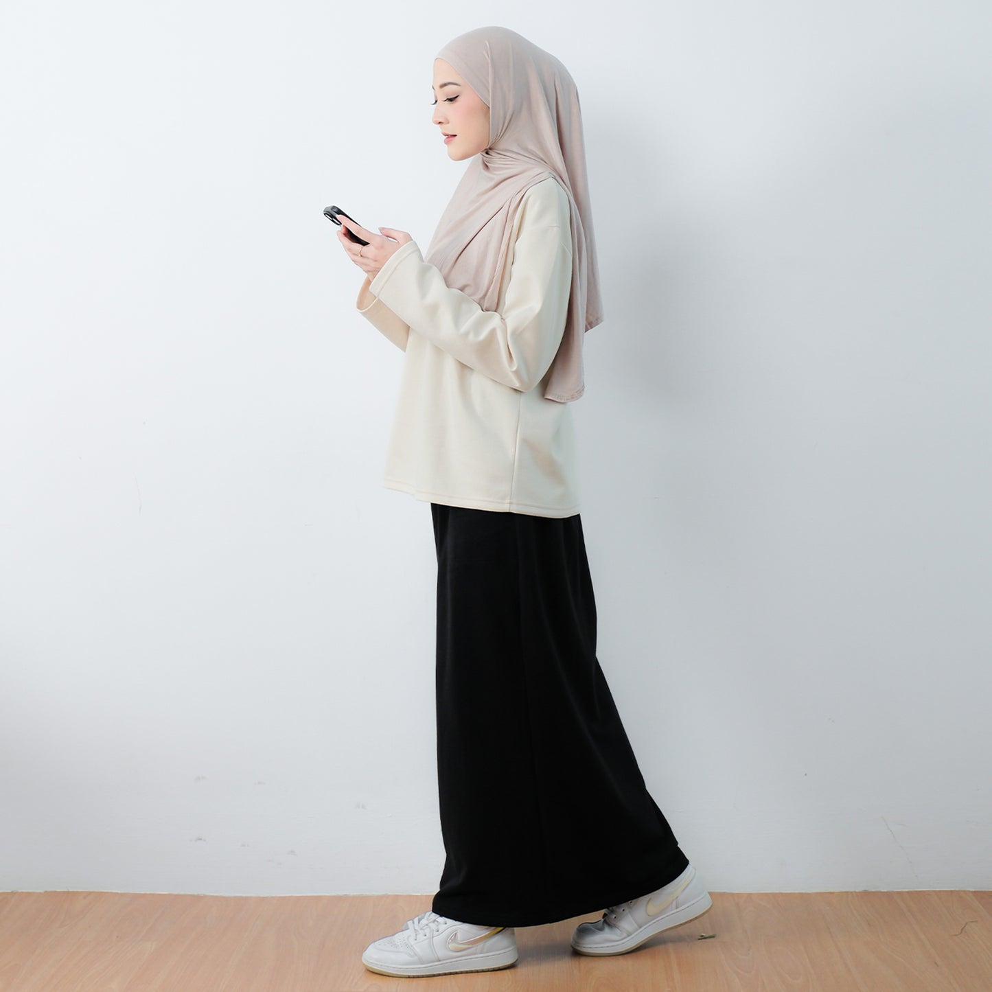Yuki Skirt Black