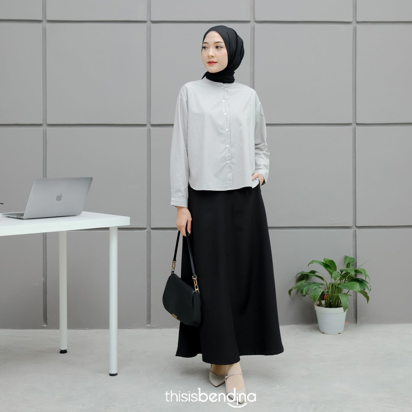 Mizu Skirt Black