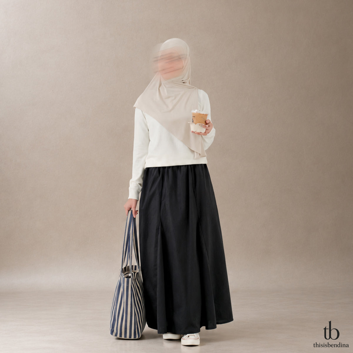 Saia Skirt Black