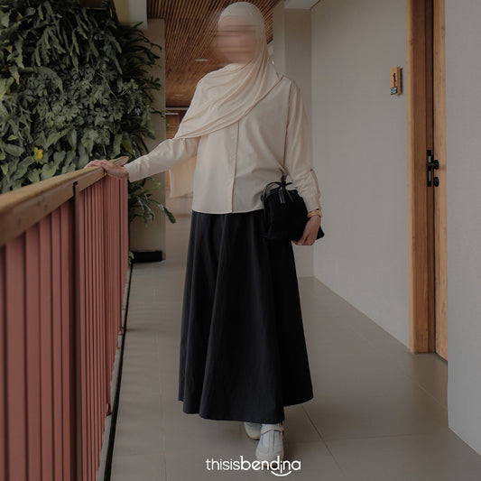 YORI SKIRT BLACK