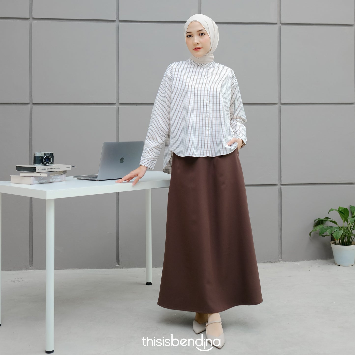 Mizu Skirt Truffle